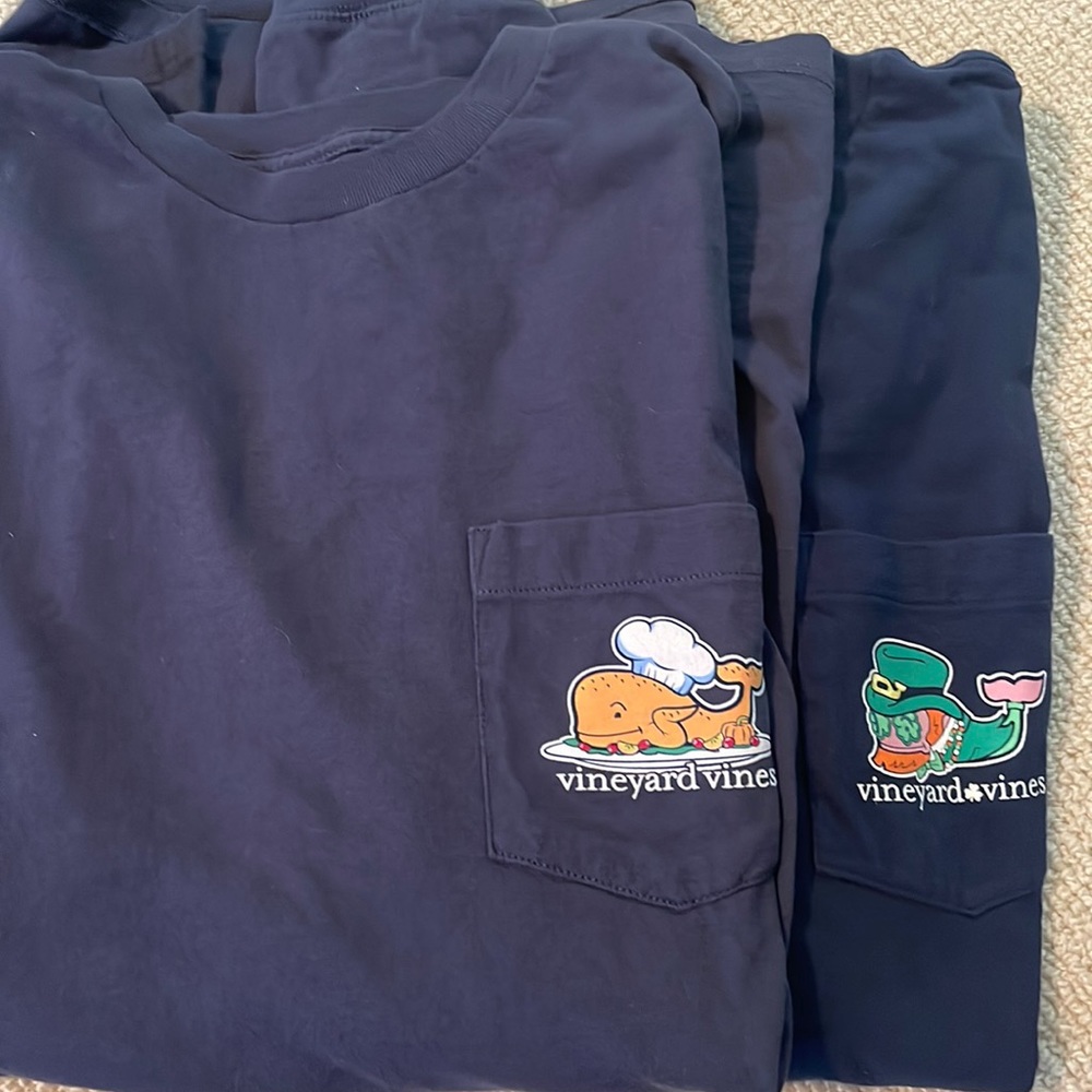Vineyard vines long-sleeved gently used.